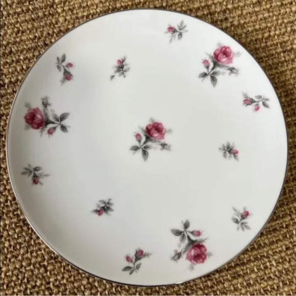 Set of 7 Rosechintz by Meito Japan Porcelain Bread & Butter Plates 6.5” - Picture 4 of 8